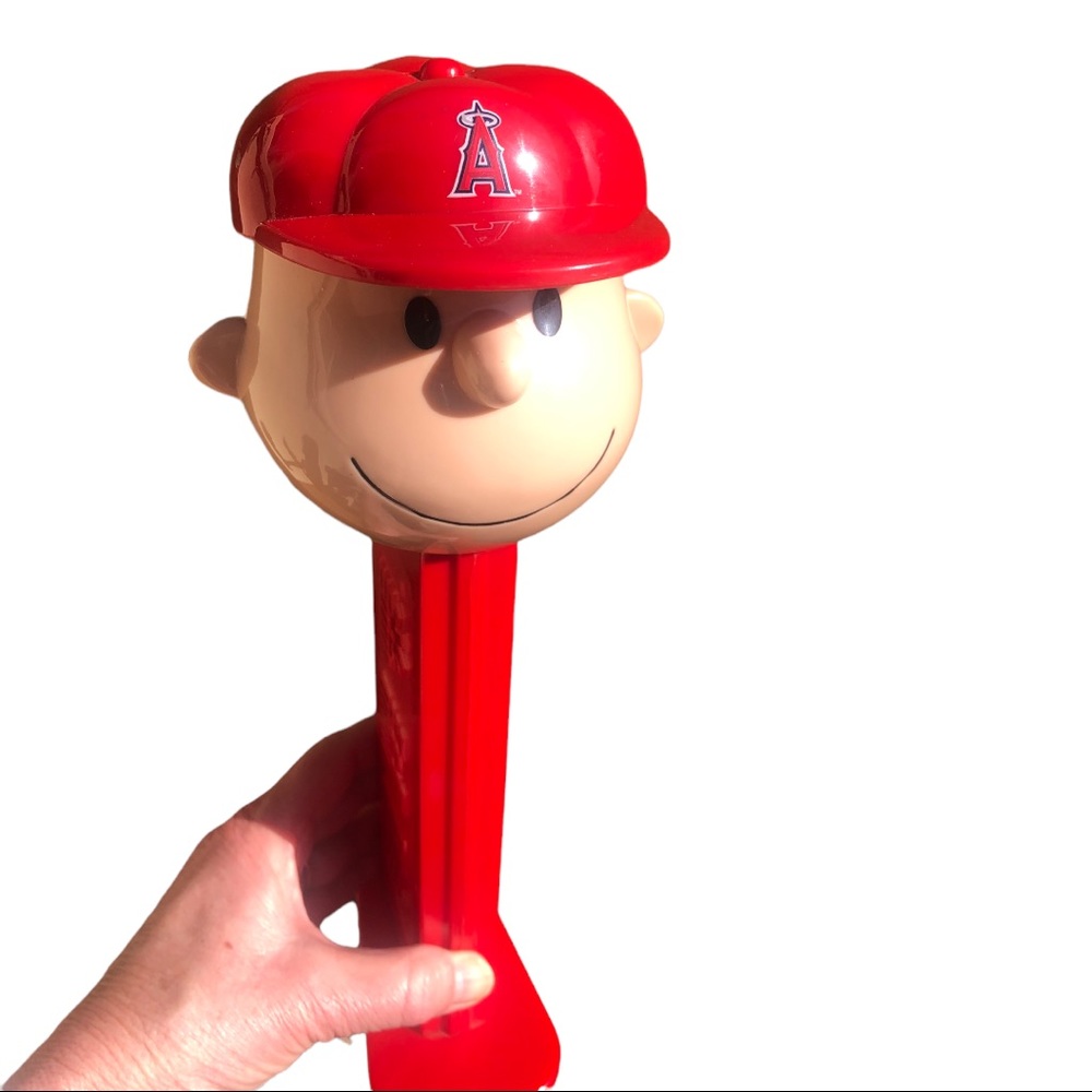 Giant Pez Dispenser Peanuts MLB Angels Singing Charlie Brown MLB Exclusive RARE